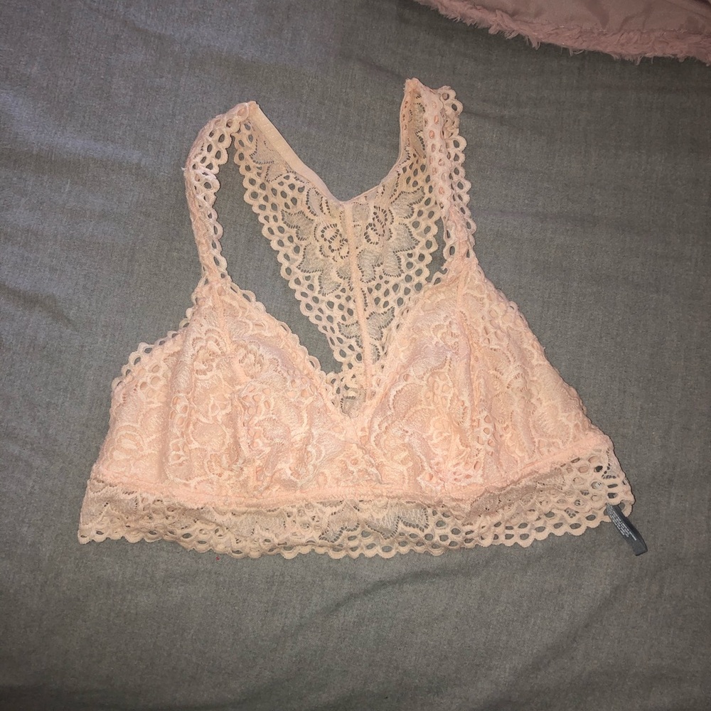 3 for 15‼️BRALETTE BUNDLE 💗🤍 2 for 1